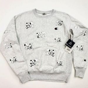 Champion Sweatshirt Story + Peanuts Snoopy